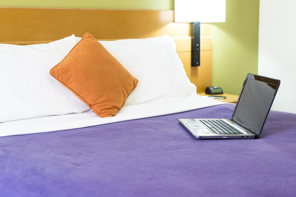 Ibis Styles Geraldton Hotel Екстериор снимка